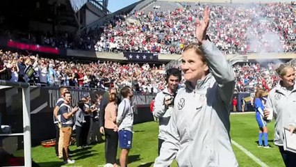 Jill Ellis despede-se da seleção norte-americana