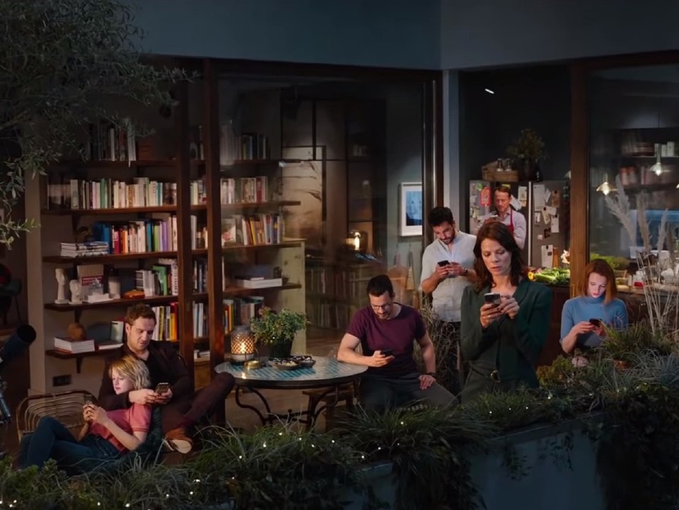 'Das perfekte Geheimnis': Trailer zur Liebes-Komödie mit Elyas M'Barek