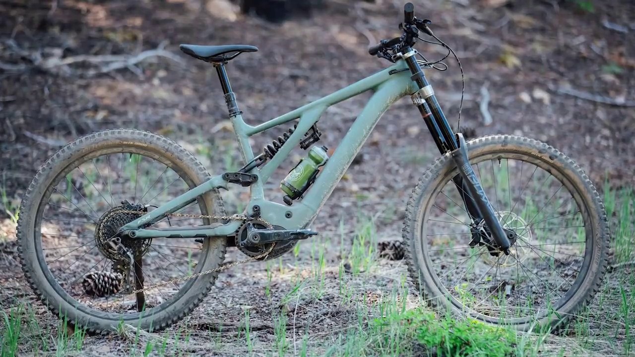NEW Specialized Kenevo - An E-Bike For Downhill Riders