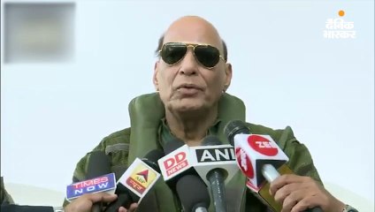 मेरिनेक एयरबेस पर भारत को पहला राफेल सौंपा गया