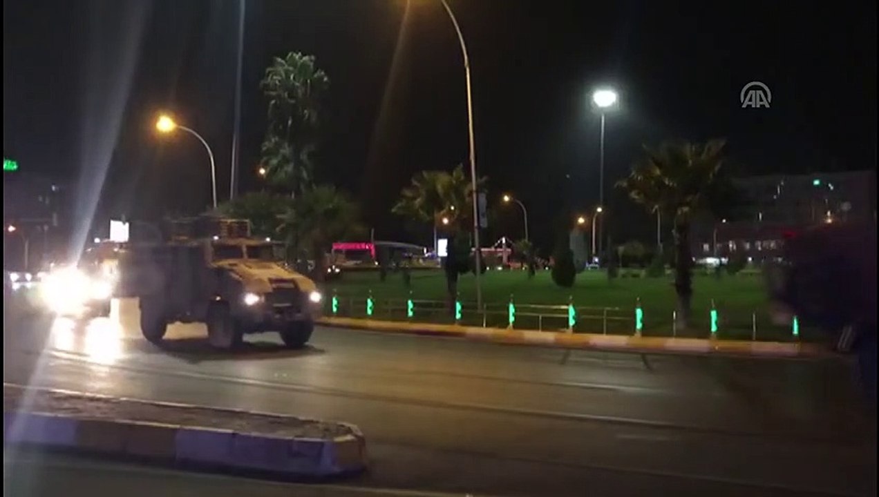 Suriye sınırına zırhlı araç sevkiyatı (2) - ŞANLIURFA