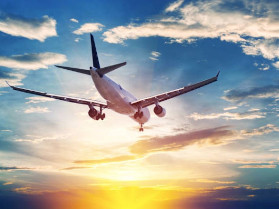 Wirtschaftsinstitut: So teuer wird Fliegen mit dem Klimapaket