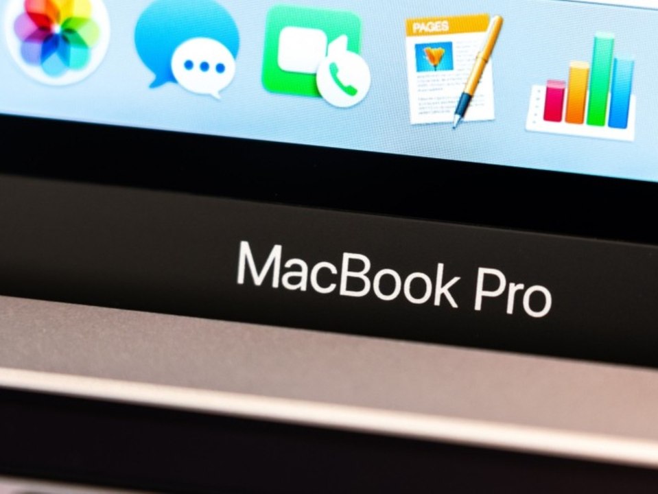 Immer mehr Fluglinien verbieten MacBooks in Kabinen