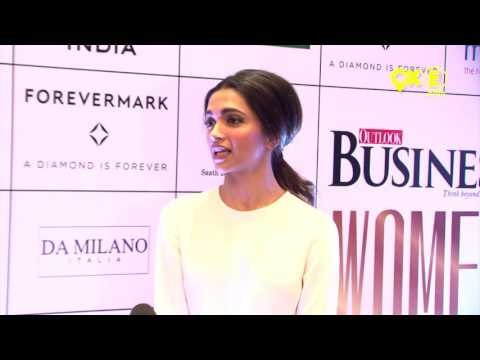 Deepika Padukone is BORED Answering About Dilwale - Bajirao Mastani Clash on Box Office | SpotboyE