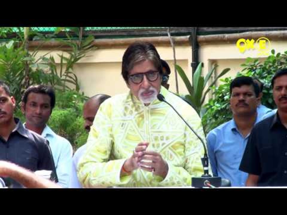 Amitabh Bachchan Celebrates 73rd Birthday | Meets Fans & Press Conference  | SpotboyE