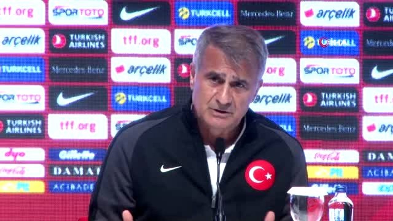 Şenol Güneş: "Arnavutluk maçı en önemli maçımız" -3-