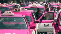 Taxistas bloquean avenidas de Ciudad de México contra apps de transporte