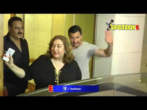 Kareena, Karisma and Saif Ali Khan CELEBRATE Babita Kapoor's birthday | SpotboyE