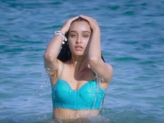 Shraddha Kapoor 'Hopes' to get a Compliment for 'Bikini Scene' in Baaghi