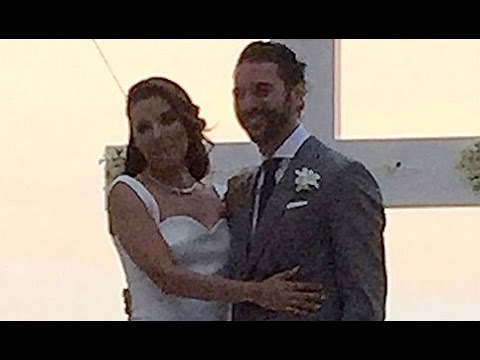 Eva Longoria and José Antonio Bastón Are Married! Watch Video | Hollywood High
