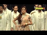 Dia Mirza walks the ramp for Vikram Phadnis for his Bridal Collection | Dia looks stunning