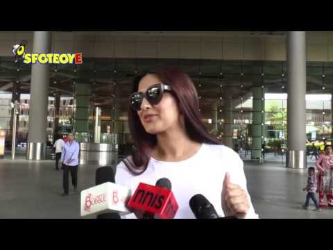 Airport Spotting: Check Out Sonali Bendre Behl's Cool Outfits To Beat The Summer