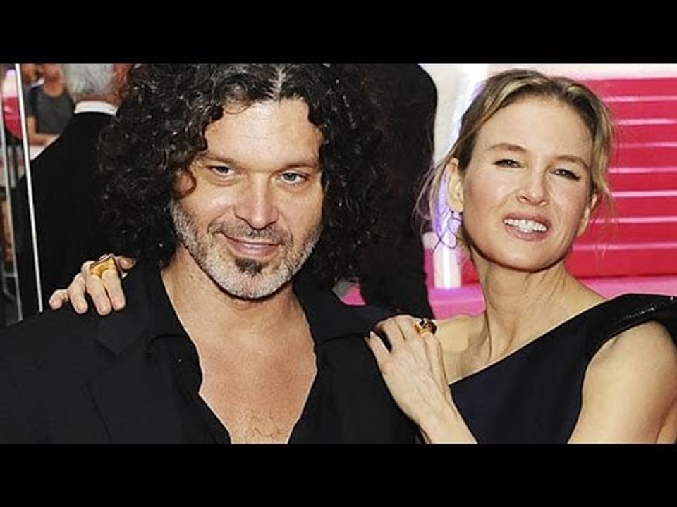 Renee Zellweger and Boyfriend Doyle Bramhall Dazzle At Bridget Jones’s Baby Premiere