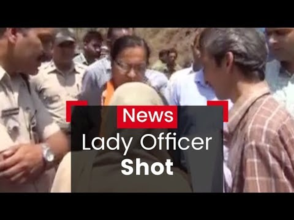 Lady Officer Shot