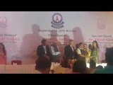 Katrina Kaif Receives Smita Patil Award | Bollywood News