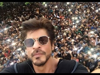 Shahrukh Khan’s Birthday Is Incomplete Without His Fans | SpotboyE
