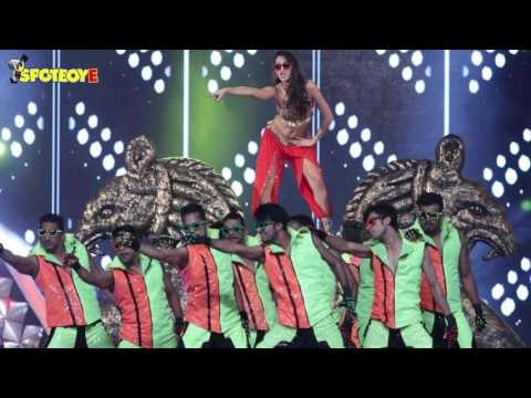 Varun Dhawan, Alia Bhatt, Tiger Shroff and other celebs perform at the Umang Police Show | SpotboyE