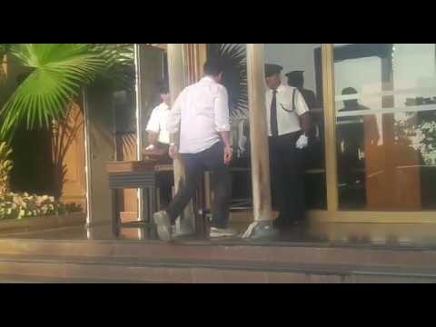 Sanjay Kapoor at Aishwarya Rai's Father's​ Prayer Meet | SpotboyE