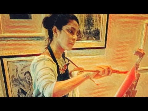 Priyanka Chopra can not only act and sing but paint as well! | Bollywood News