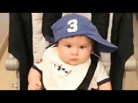 This New Picture Of Kareena Kapoor & Saif Ali Khan's Baby Taimur Is Breaking The Internet | SpotboyE