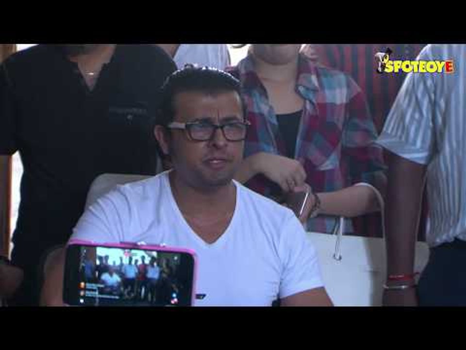 Sonu Nigam Bids Adieu To Twitter, Says The Platform Is Like Porn Shown In Theatres | SpotboyE