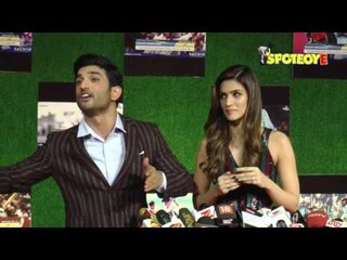 Ranveer Singh, Kriti Sanon, Sushant Singh Rajput, Zaheer Khan, Sagarika at Sachin Movie Premier