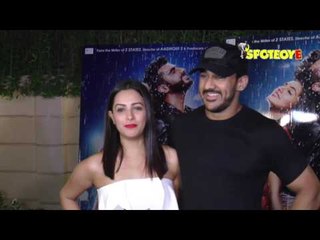 Descargar video: Ekta Kapoor Hosts Half Girlfriend Success Bash | Arjun Kapoor & Shraddha Kapoor -Part-2 | SpotboyE