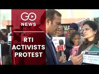 RTI Activists Protest Outside CIC