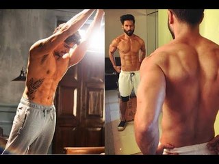 Shahid Kapoor & Sidharth Malhotra Look Sexy As They Go Shirtless | SpotboyE