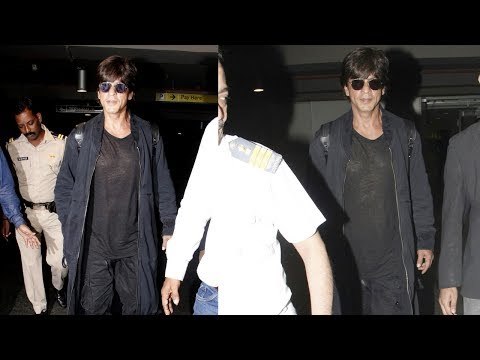 SPOTTED: Shahrukh Khan at the Mumbai Airport | SpotboyE