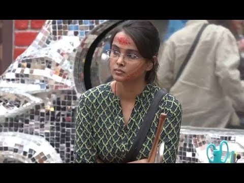 BUZZ: NOT Priyank Sharma, But THIS Contestant Has Been Eliminated From Bigg Boss 11| SpotboyE