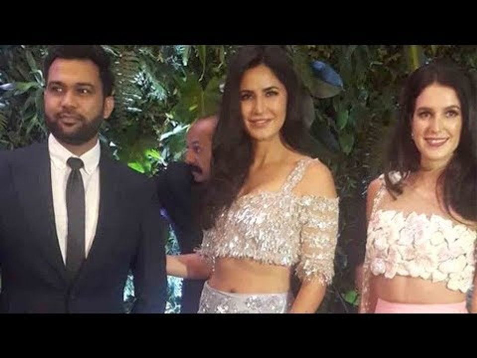 Katrina Kaif with Sister Arrives for Virat Anushka Reception | SpotboyE