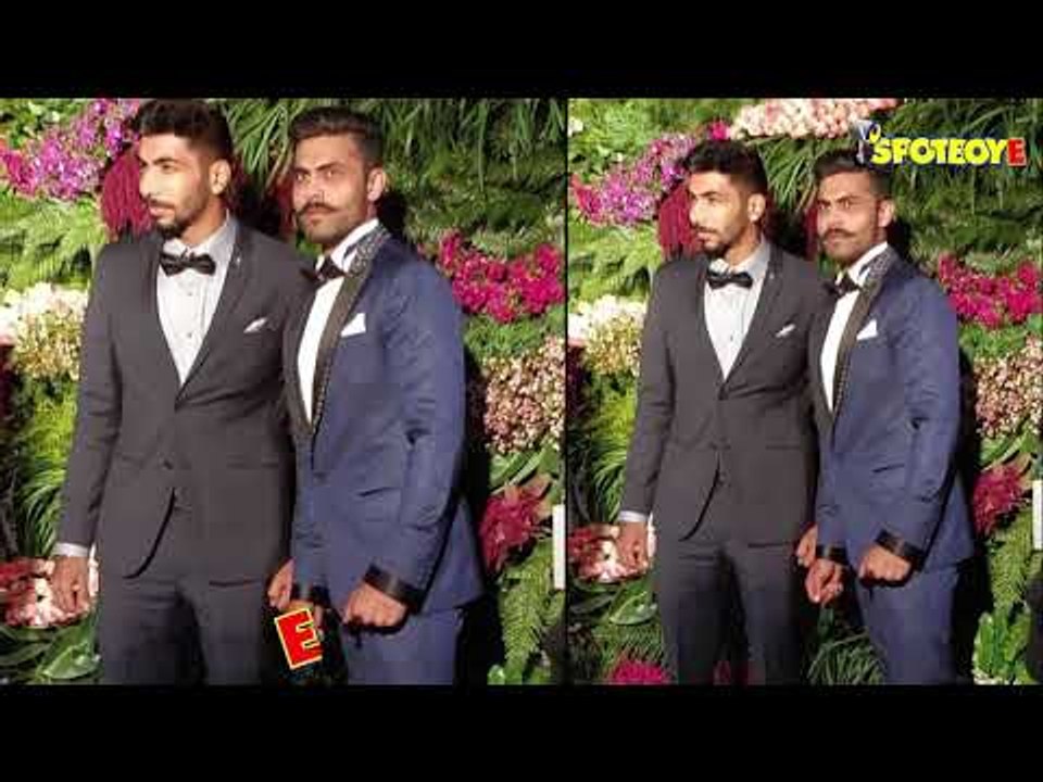 Sachin Tendulkar, MS Dhoni, Sunil Gavaskar & More Cricketers Arrive At Virushka's Mumbai Reception