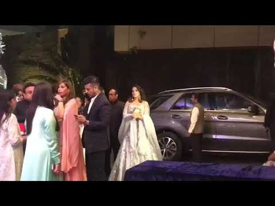 Richa Chadda Arrive for Virat & Anushka's Reception | SpotboyE