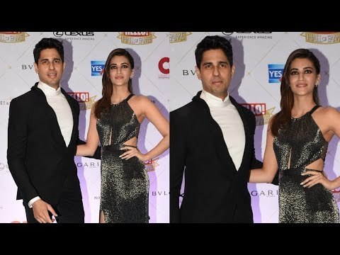 Sidharth Malhotra and Kriti Sanon at Hello Hall of Fame Awards 2018 | SpotboyE