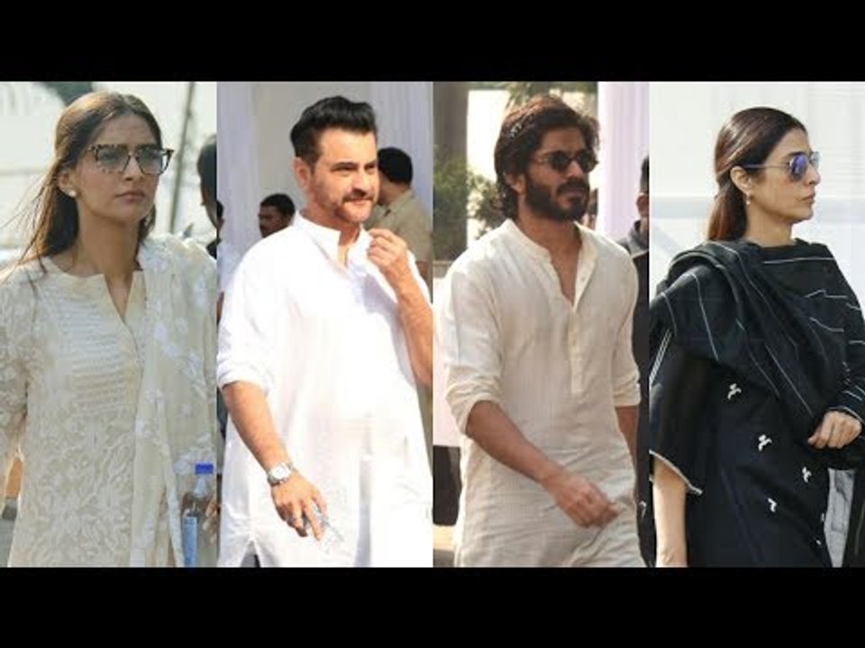 UNCUT- Sonam Kapoor, Sanjay Kapoor, Harshvardhan Kapoor, Tabu at Sridevi's Prayer Meet | SpotboyE