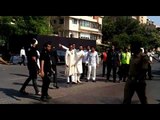 Sonam ki Shaadi : Ranveer Singh and Anil Kapoor greet the Media outside Sonam's wedding venue
