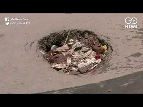 Punjab Traffic Policeman Earns Praise For Filling Potholes