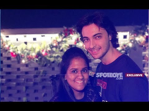 Arpita Khan Visits Golden Temple; Seeks Divine Intervention For The Success Of Aayush's LoveYatri