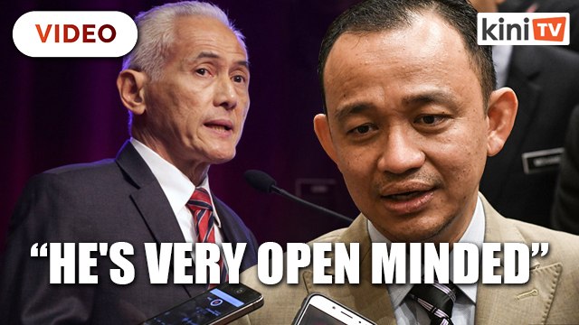 Meet UM head over 'racist remarks', he's open minded - Maszlee tells student union