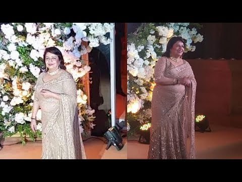 Mommy Madhu Chopra Looks Gorgeous At Priyanka Chopra And Nick Jonas Mumbai Wedding Reception