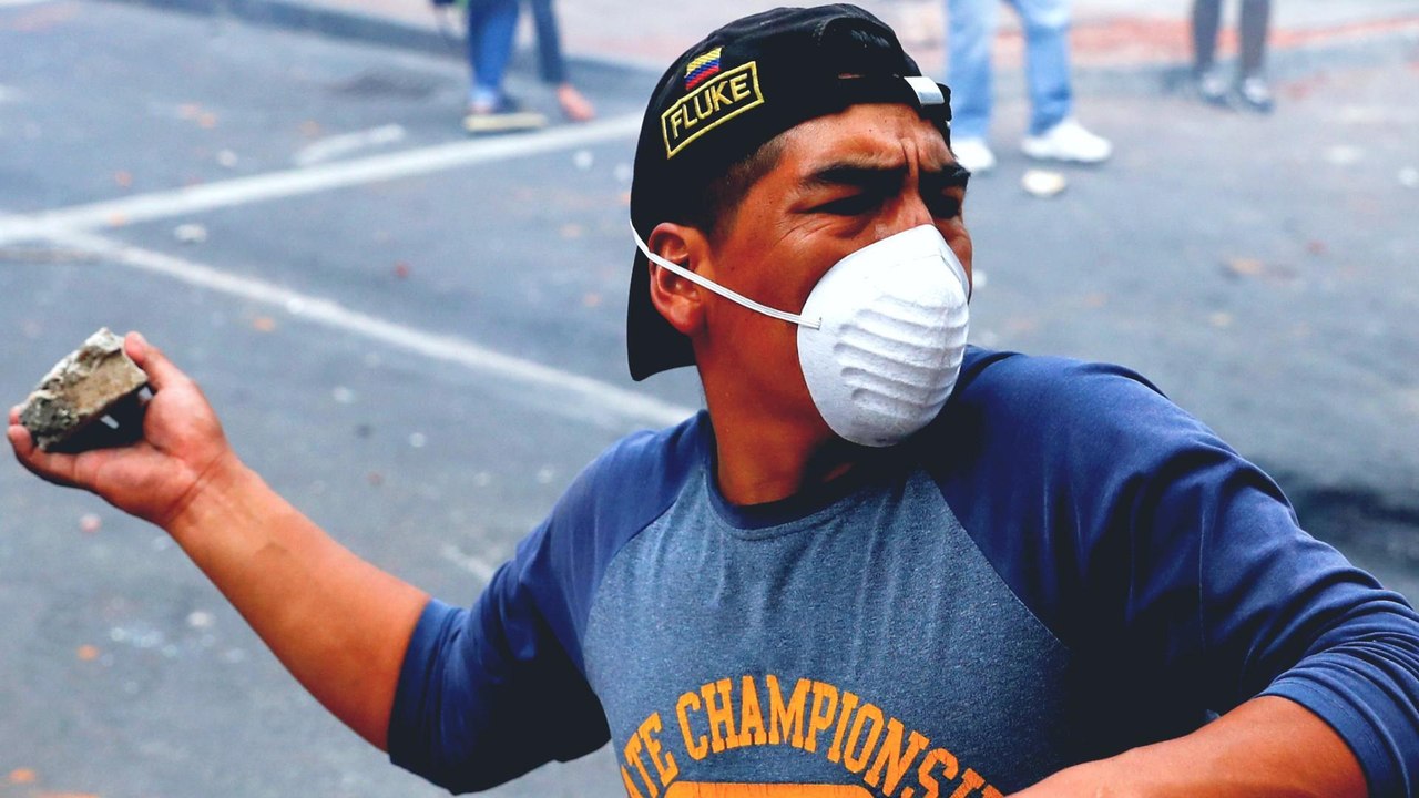 Ecuador fuel protests: major roads blockaded across the country
