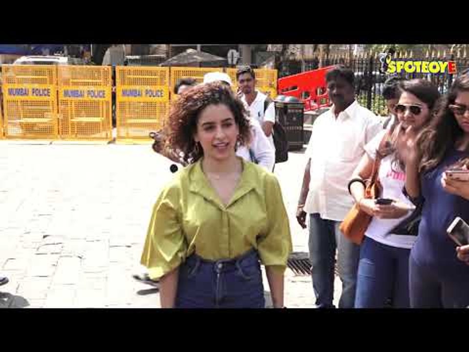 Sanya Malhotra Turns Into A Photographer To Pro...