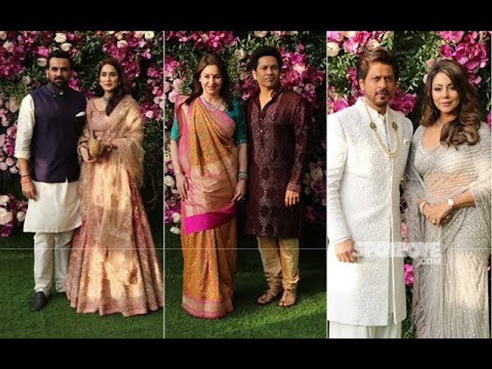 Shah Rukh Khan, Sachin Tendulkar, Zaheer Khan Enter With Their Better Halves