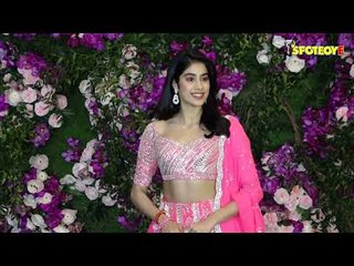 Tải video: Alia-Ranbir, Bachchans, Shahrukh, Priyanka | Akash-Shloka Star Studded Wedding