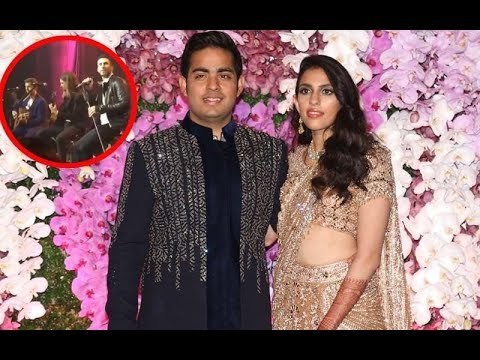 OMG! Maroon 5 Set The Stage Ablaze With A LIVE Act At Akash Ambani-Shloka Mehta WEDDING Party