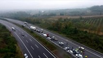 Anadolu Otoyolu'nda zincirleme trafik kazası: 4 yaralı - Drone