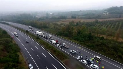 Anadolu Otoyolu'nda zincirleme trafik kazası: 4 yaralı - Drone