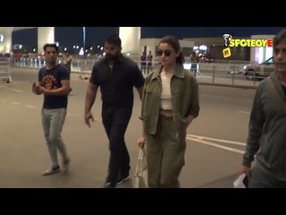 SPOTTED: Anushka Sharma & Alia Bhatt at the airport