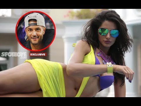 OMG! Nargis Fakhri DELETES All Pictures Of Ex-Lover Matt Alonzo, Takes To Spirituality